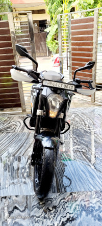 Black KTM Duke 200