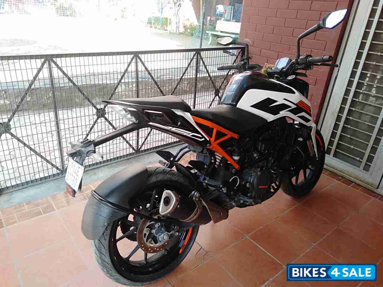 White KTM Duke 250