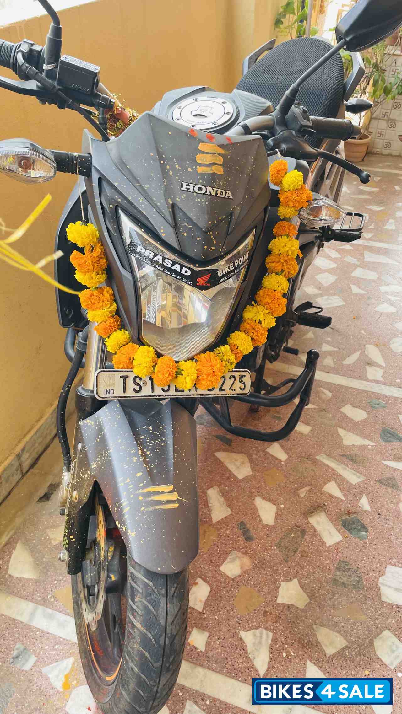 Honda CB Hornet 160R ABS Honda CB Hornet 160R ABS