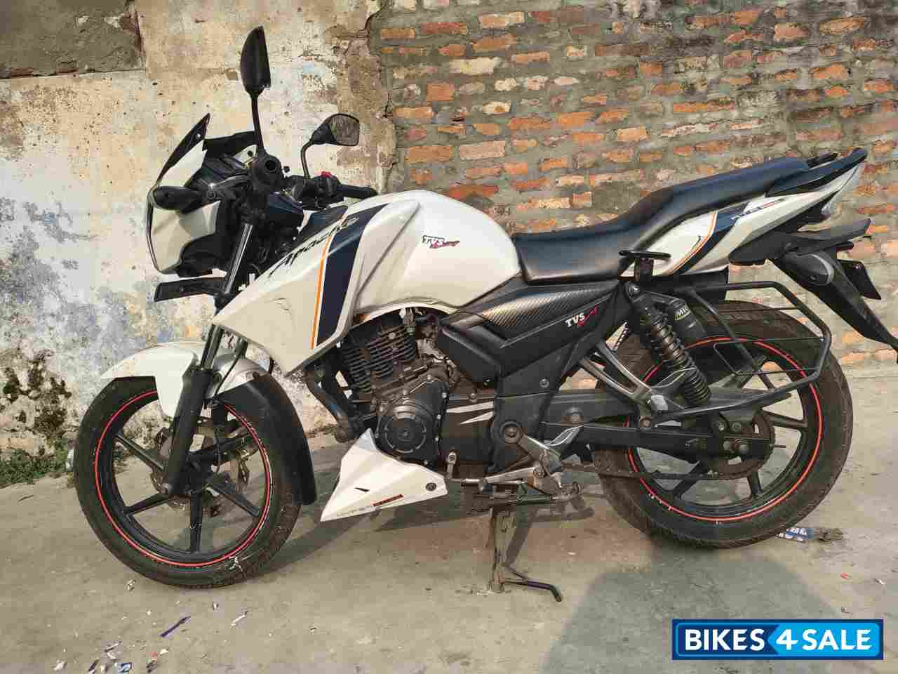 TVS Apache RTR 160