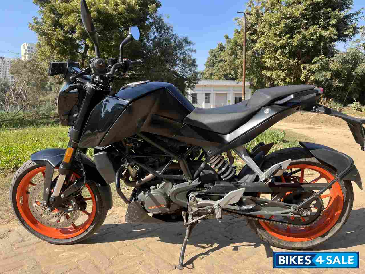 KTM Duke 125