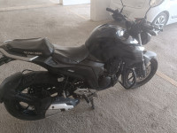 Knight Black Yamaha FZ25