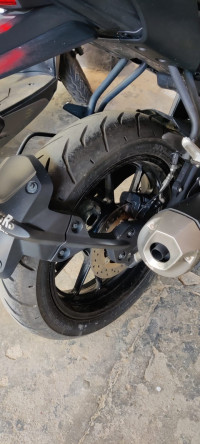 Black Yamaha YZF R15 V3