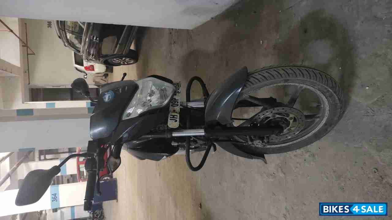 Black Bajaj Pulsar 135LS