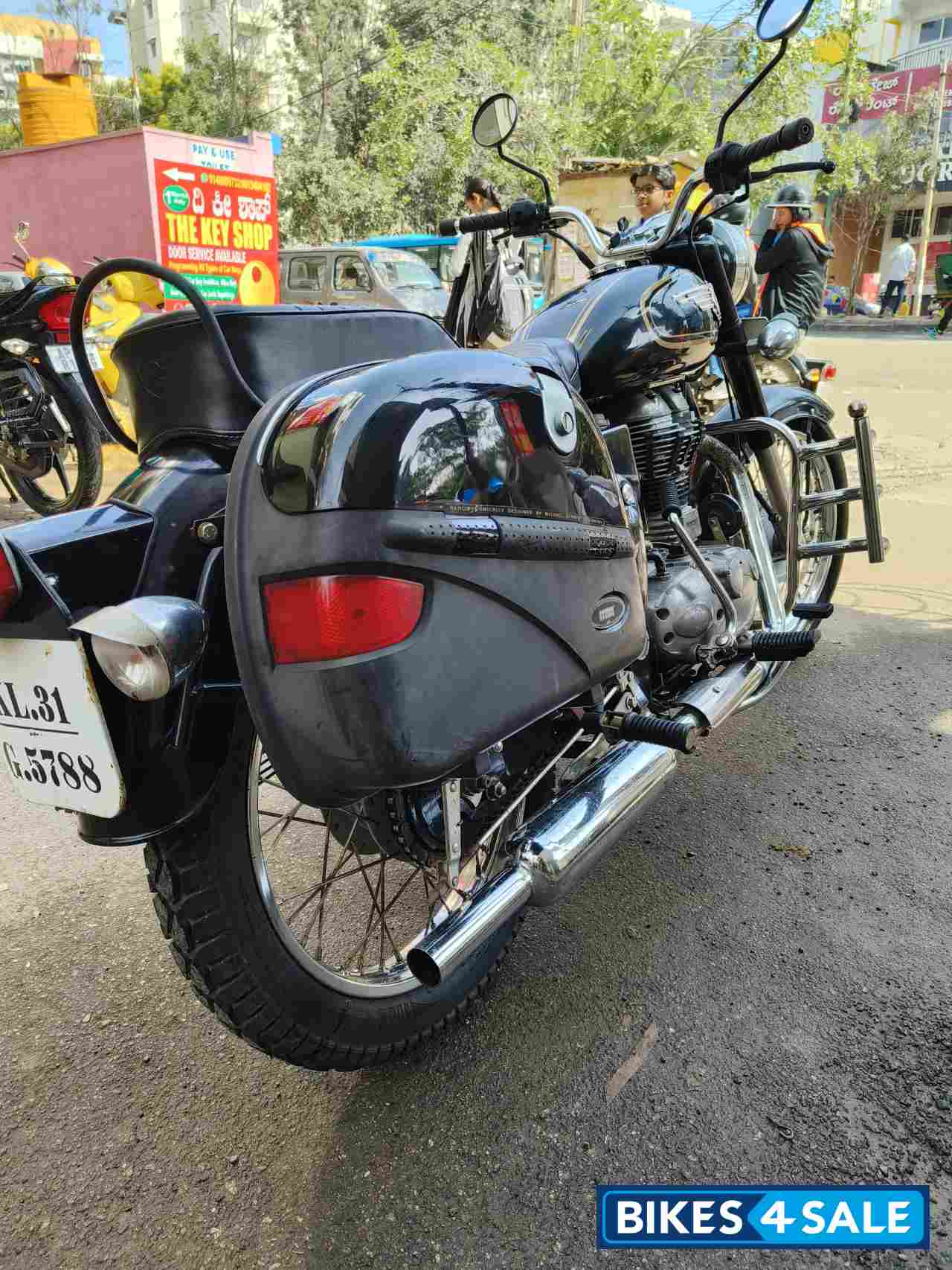 Royal Enfield Bullet Standard 350