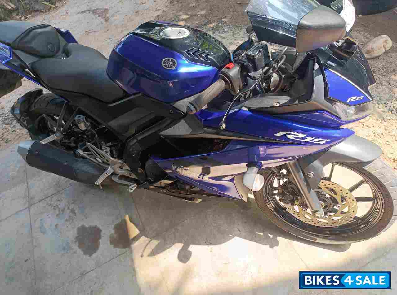 Blue Yamaha YZF R15 V3