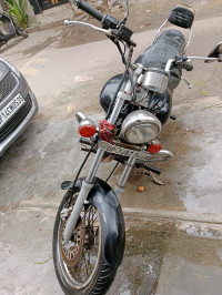 Bajaj Avenger 220 DTS-i
