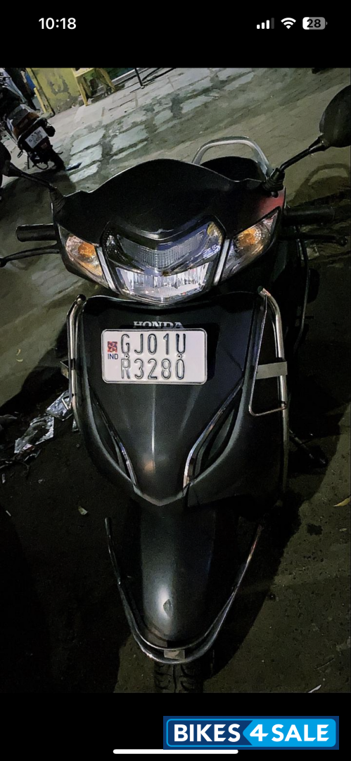 Black Honda Activa 5G