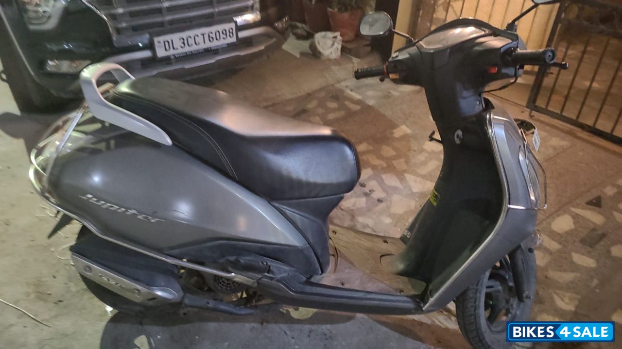 Titanium Grey TVS Jupiter