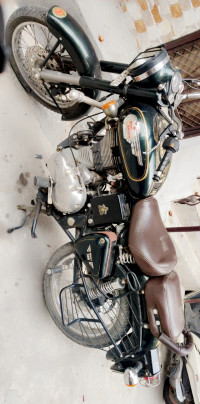 Forest Green Colour Royal Enfield Bullet 500