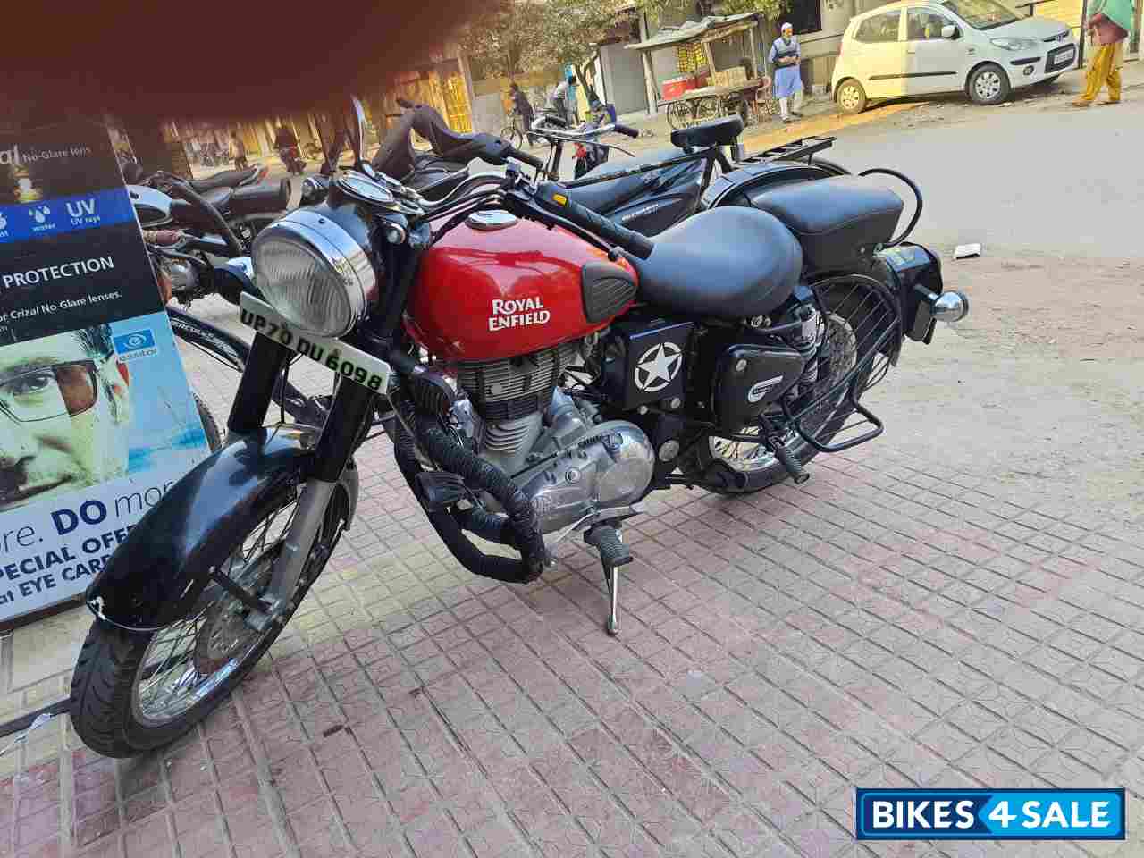 Royal Enfield Classic 350 Redditch Red