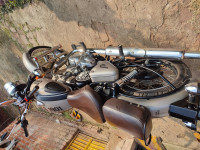 Royal Enfield Classic 350 BS VI