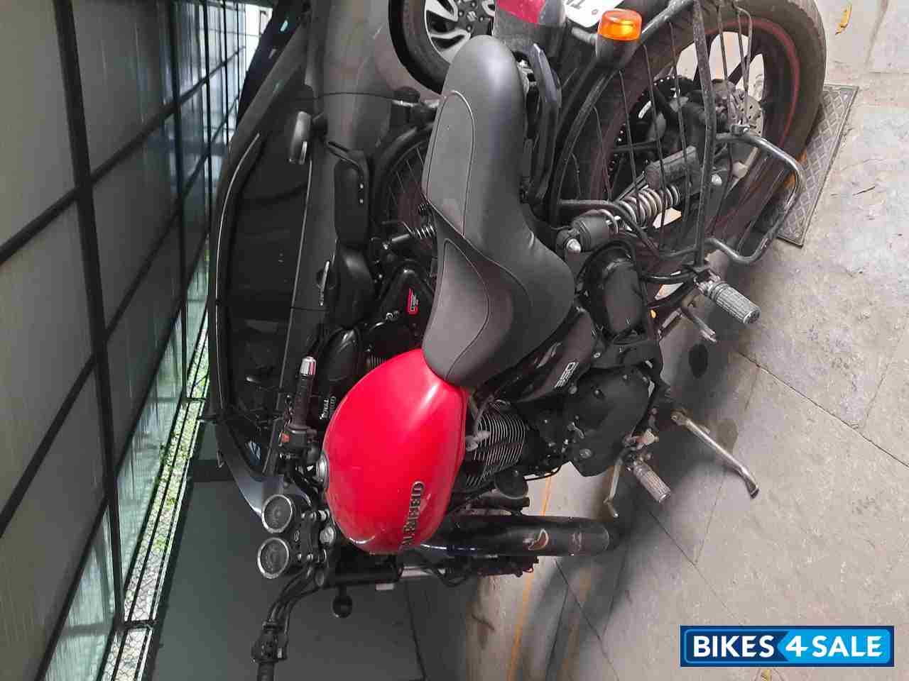 Royal Enfield Thunderbird 350