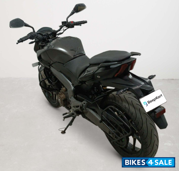 Bajaj Dominar 400