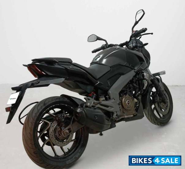 Bajaj Dominar 400