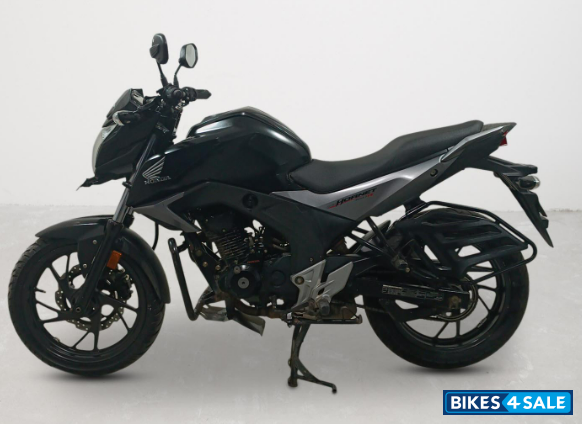 Honda CB Hornet 160R