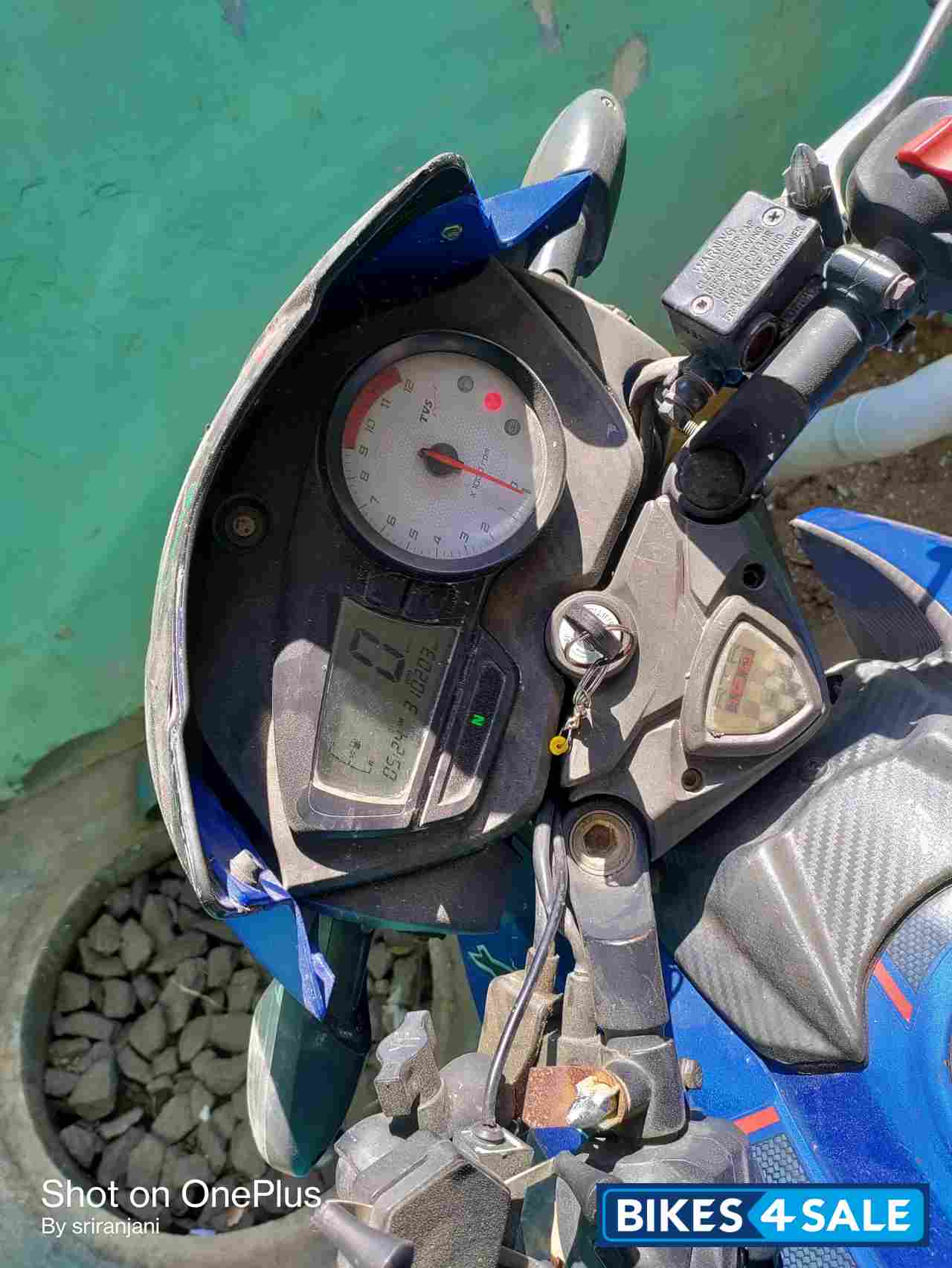 Blue TVS Apache RTR 160
