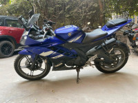 Racing Blue Yamaha YZF R15 V2
