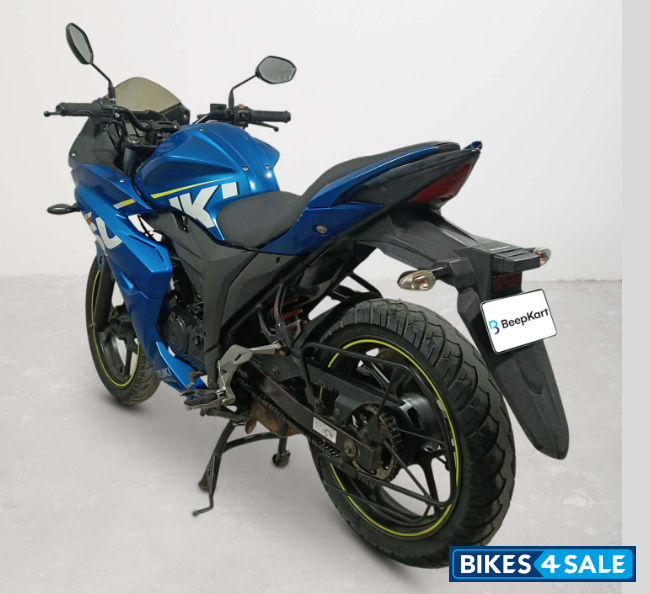 Suzuki Gixxer SF