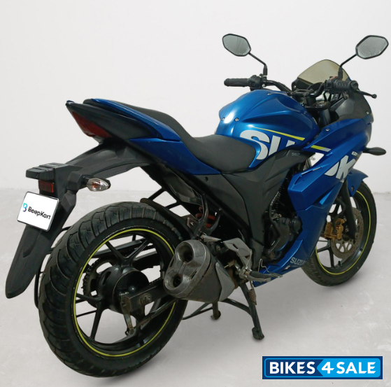 Suzuki Gixxer SF