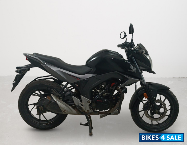 Honda CB Hornet 160R