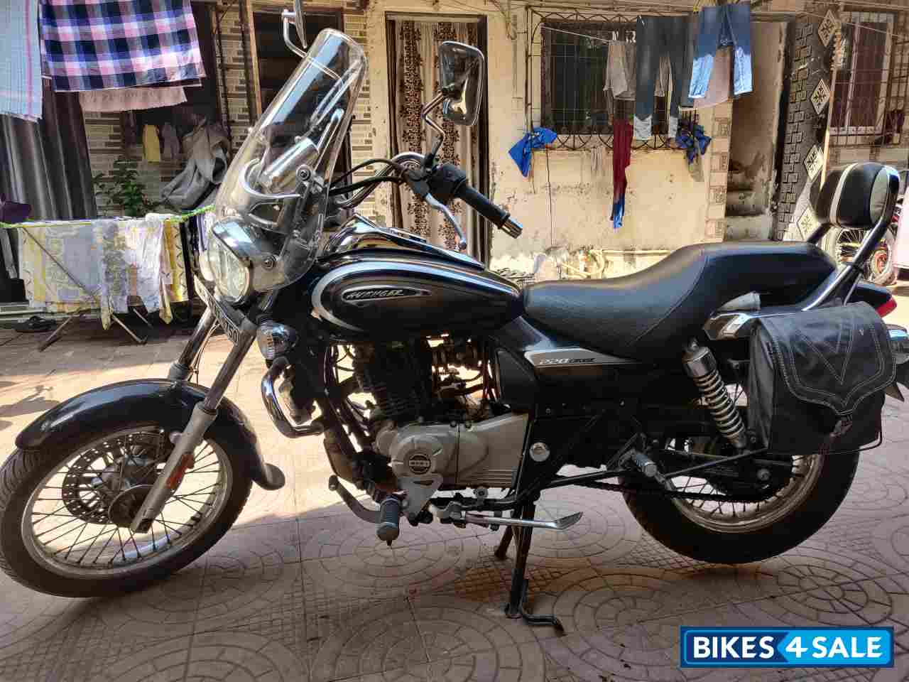 Bajaj Avenger Cruise 220 BS6