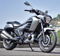Suzuki Intruder 150
