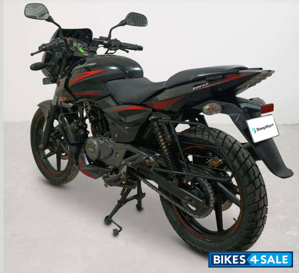 Bajaj Pulsar 180