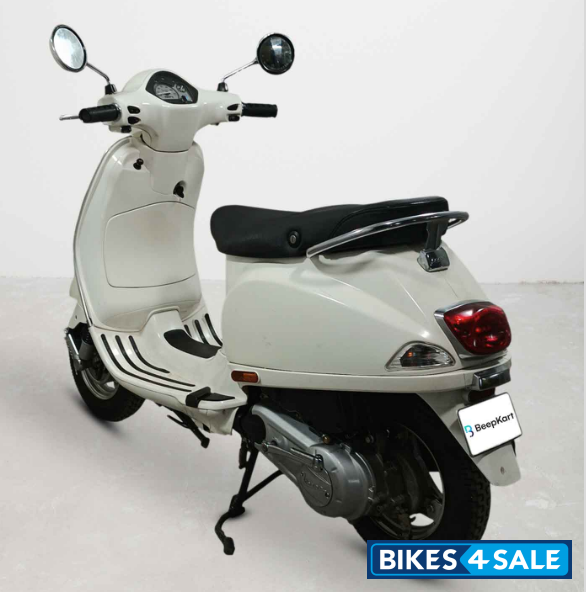 Vespa LX 125