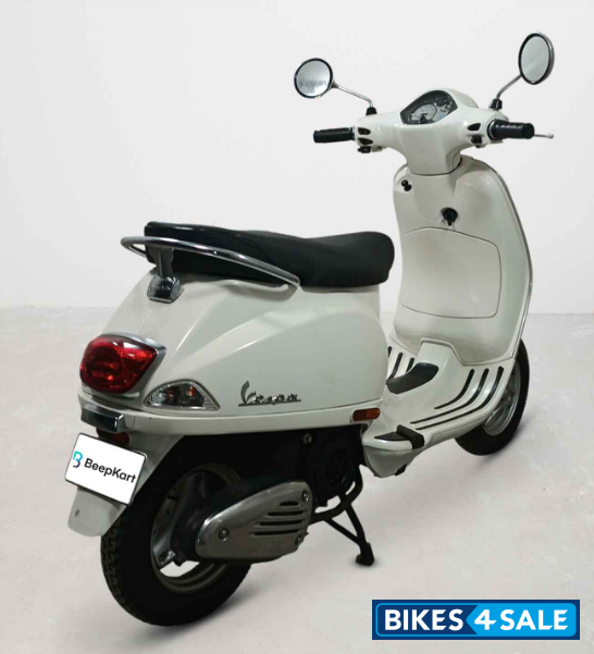 Vespa LX 125