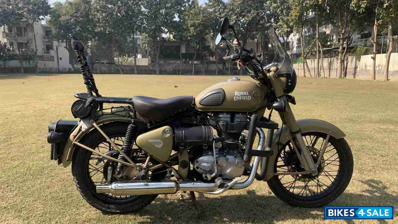 Royal Enfield Classic Desert Storm