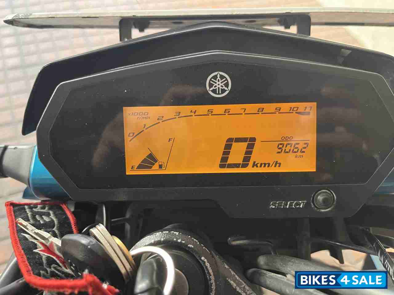 Cyan Blue Yamaha FZ25