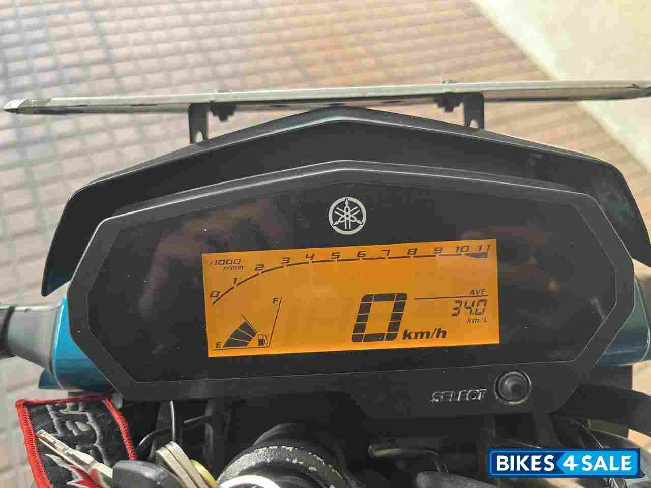 Cyan Blue Yamaha FZ25