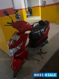 Red Honda Dio