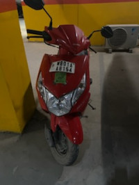 Red Honda Dio