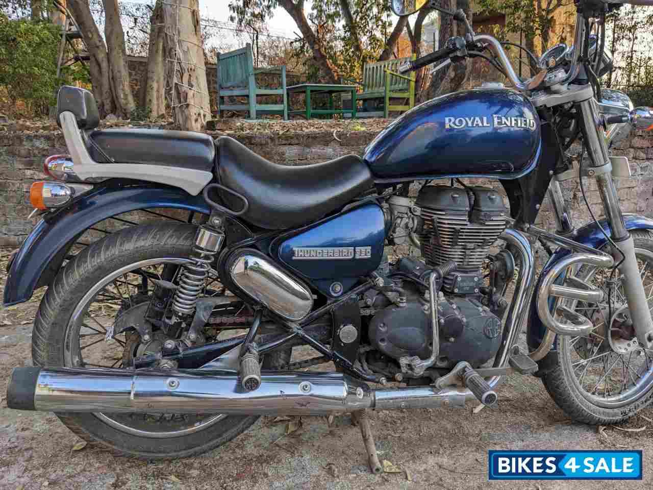 Blue Royal Enfield Thunderbird 350