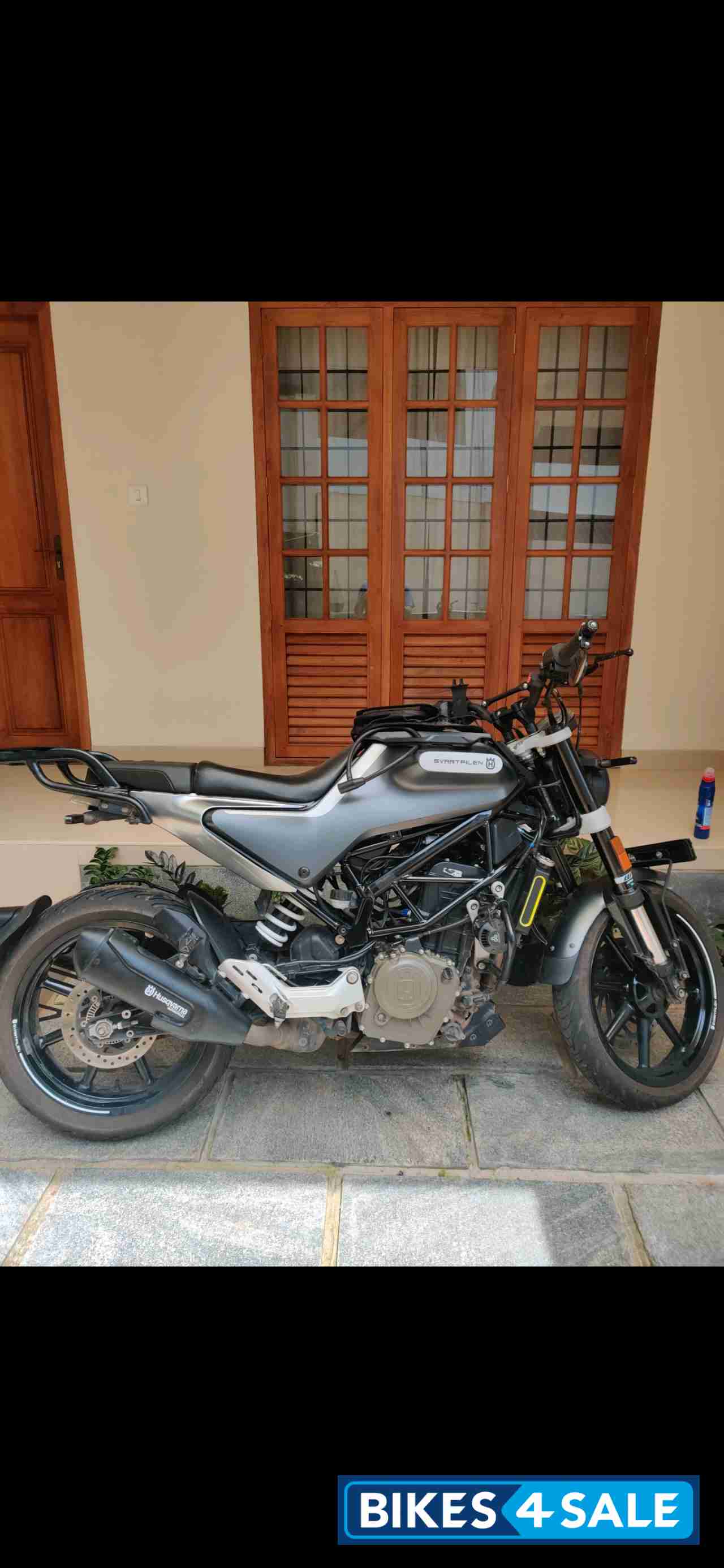Black Husqvarna Svartpilen 250 2020 Black Husqvarna Svartpilen 250 2020