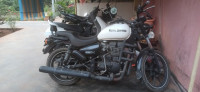 White Royal Enfield Thunderbird X 350