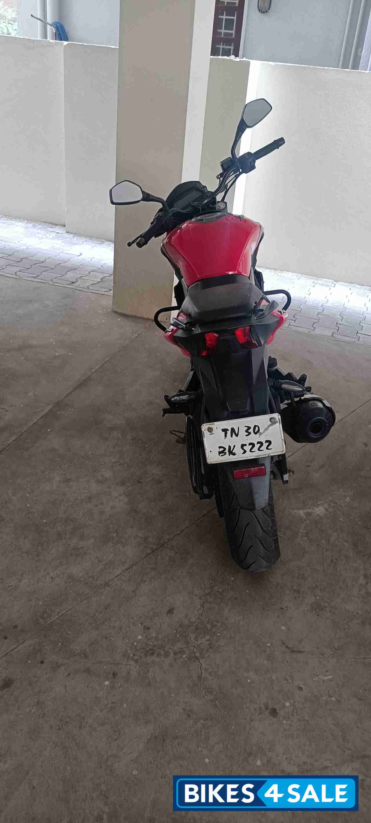 Bajaj Dominar 400