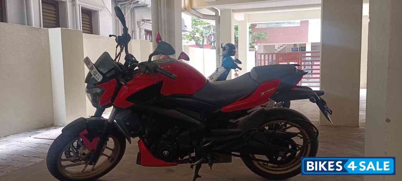 Bajaj Dominar 400