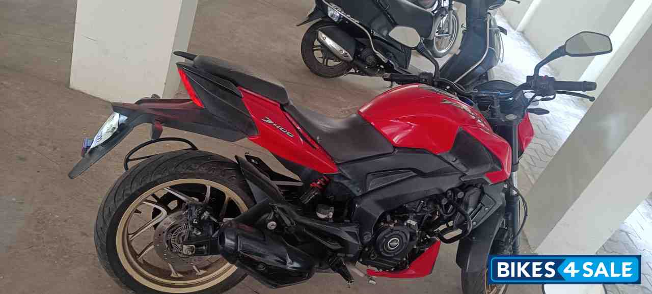 Bajaj Dominar 400