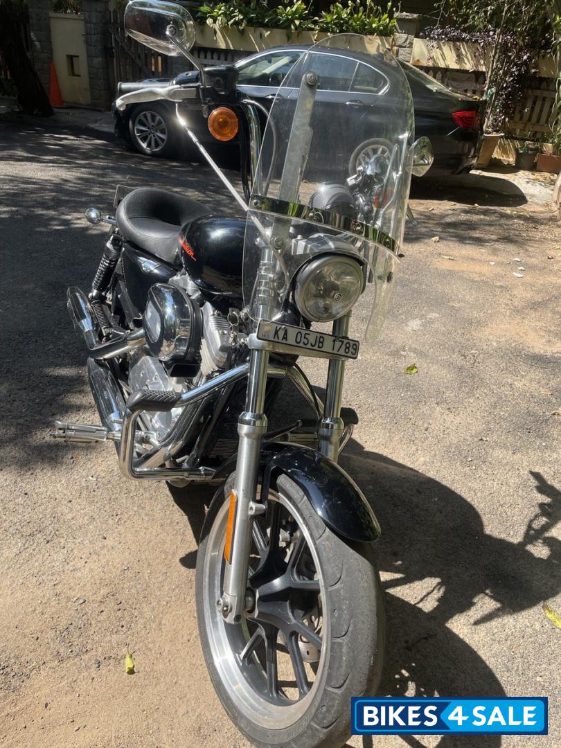 Black Harley Davidson Superlow