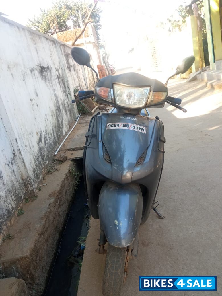 Grey Honda Activa