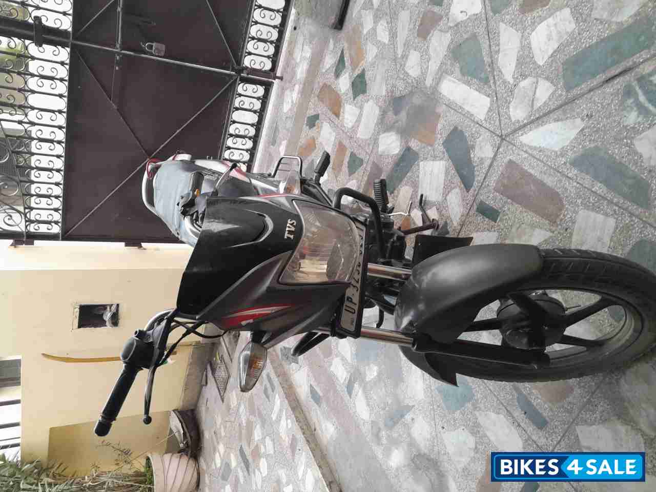 Grey TVS Star City Plus