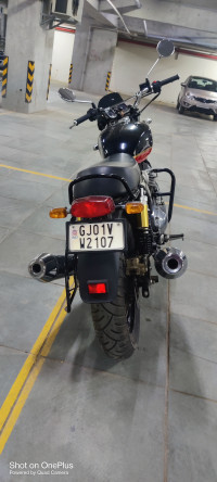 Royal Enfield Interceptor 650 Twin