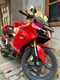 Red TVS Apache RR 310