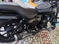 Bajaj Avenger 180 DTS-i