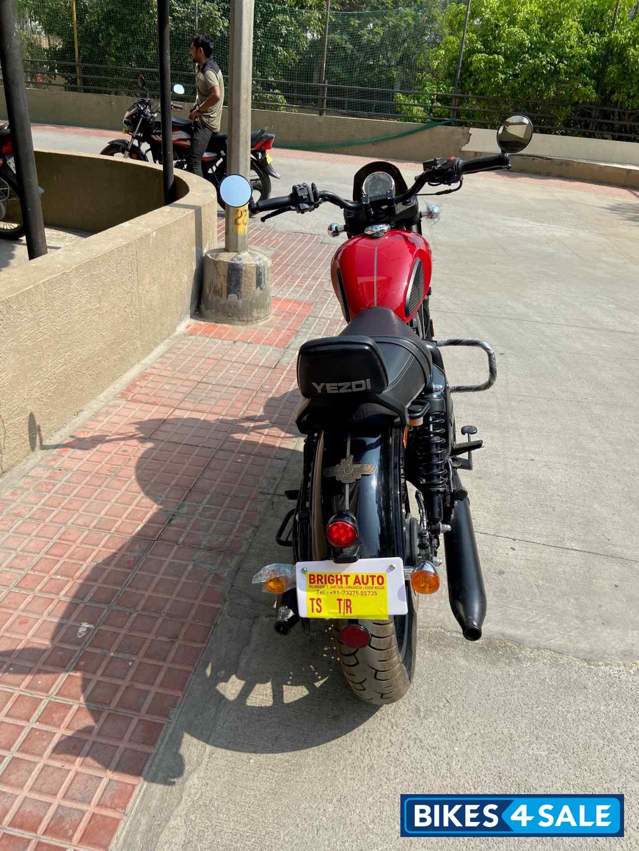 Yezdi Roadster Inferno Red