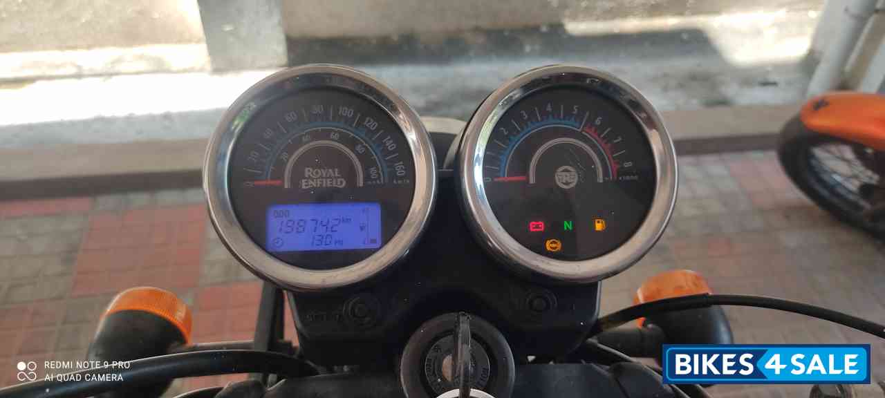 Red Royal Enfield Thunderbird X 350