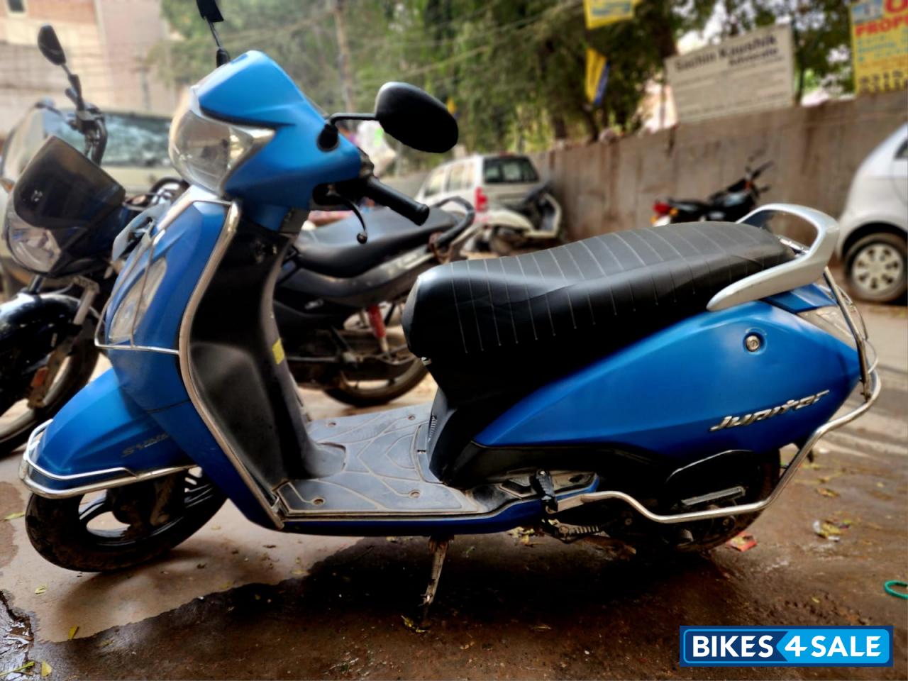 Blue TVS Jupiter